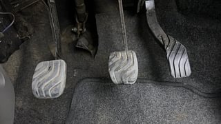 Used 2016 Datsun Redi-GO [2015-2019] T(O) 0.8L Limited Edition Petrol Manual interior PEDALS VIEW