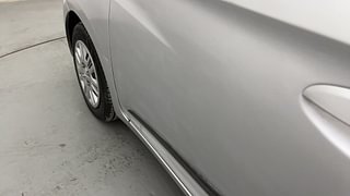 Used 2015 Hyundai Eon [2011-2018] Sportz Petrol Manual dents MINOR SCRATCH