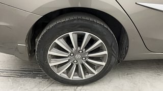 Used 2021 Maruti Suzuki Ciaz Alpha AT Petrol Petrol Automatic tyres RIGHT REAR TYRE RIM VIEW