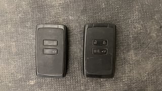 Used 2022 Renault Kiger RXT AMT Petrol Automatic extra CAR KEY VIEW