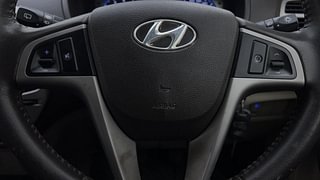 Used 2010 Hyundai i20 [2008-2012] Asta 1.2 Petrol Manual top_features Airbags