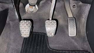 Used 2021 Ford Freestyle [2017-2021] Titanium Plus 1.2 Ti-VCT Petrol Manual interior PEDALS VIEW