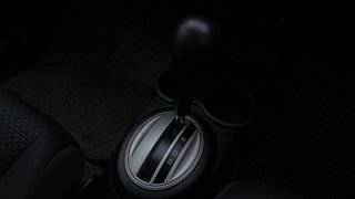 Used 2017 Honda BR-V [2016-2020] V CVT Petrol Petrol Automatic interior GEAR  KNOB VIEW