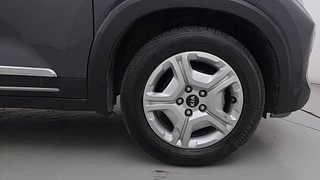Used 2021 Kia Sonet HTX 1.0 iMT Petrol Manual tyres RIGHT FRONT TYRE RIM VIEW
