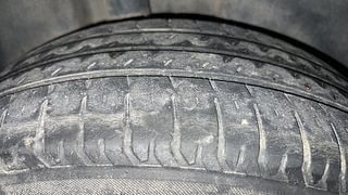 Used 2016 volkswagen Vento 1.5L Highline Diesel AT Diesel Automatic tyres RIGHT REAR TYRE TREAD VIEW