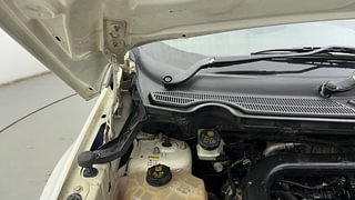Used 2016 Ford EcoSport Titanium+ 1.0L EcoBoost Petrol Manual engine ENGINE RIGHT SIDE HINGE & APRON VIEW