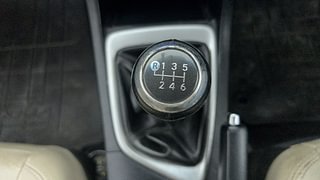 Used 2015 Toyota Corolla Altis [2014-2017] G Petrol Petrol Manual interior GEAR  KNOB VIEW