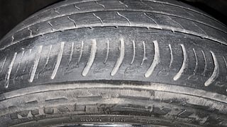 Used 2020 Tata Altroz XZ 1.2 Petrol Manual tyres LEFT FRONT TYRE TREAD VIEW