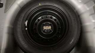 Used 2020 Hyundai Elite i20 [2018-2020] Sportz Plus 1.2 Petrol Manual tyres SPARE TYRE VIEW