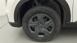 Used 2023 Hyundai Venue S 1.2 Petrol Manual tyres LEFT FRONT TYRE RIM VIEW