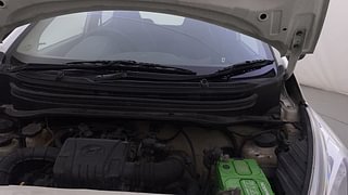 Used 2018 Hyundai Eon [2011-2018] Magna + Petrol Manual engine ENGINE LEFT SIDE HINGE & APRON VIEW