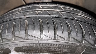 Used 2022 Hyundai Grand i10 Nios Sportz 1.2 Kappa VTVT CNG Petrol+cng Manual tyres RIGHT FRONT TYRE TREAD VIEW