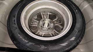 Used 2010 Hyundai i20 [2008-2012] Asta 1.2 Petrol Manual tyres SPARE TYRE VIEW