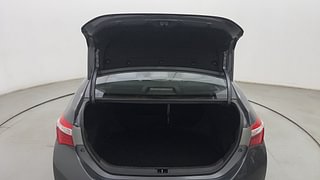 Used 2015 Toyota Corolla Altis [2014-2017] G Petrol Petrol Manual interior DICKY DOOR OPEN VIEW