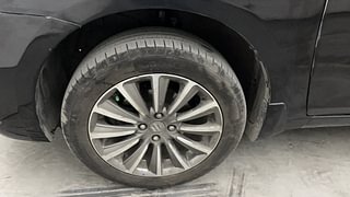 Used 2021 Maruti Suzuki Ciaz Alpha Petrol Petrol Manual tyres LEFT FRONT TYRE RIM VIEW