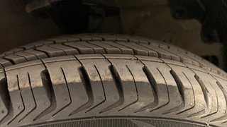 Used 2015 Hyundai Eon [2011-2018] Sportz Petrol Manual tyres RIGHT FRONT TYRE TREAD VIEW