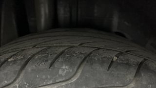 Used 2019 Ford Figo [2015-2019] Titanium 1.2 Ti-VCT Petrol Manual tyres RIGHT REAR TYRE TREAD VIEW