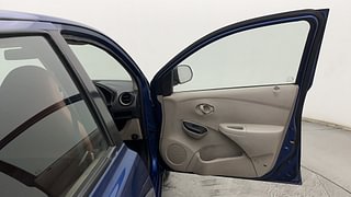 Used 2016 Datsun GO [2014-2019] T Petrol Manual interior RIGHT FRONT DOOR OPEN VIEW