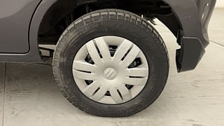 Used 2014 Maruti Suzuki Alto 800 Lxi CNG Petrol+cng Manual tyres LEFT REAR TYRE RIM VIEW
