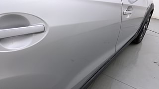Used 2017 Honda BR-V [2016-2020] V CVT Petrol Petrol Automatic dents MINOR SCRATCH