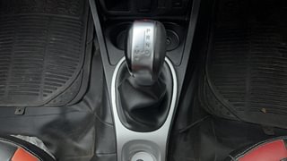 Used 2018 Renault Duster [2017-2020] RXS CVT Petrol Petrol Automatic interior GEAR  KNOB VIEW