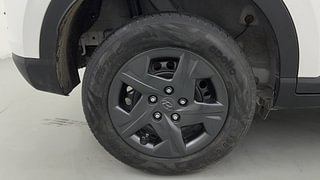 Used 2023 Hyundai Venue S 1.2 Petrol Manual tyres RIGHT REAR TYRE RIM VIEW