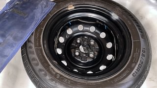Used 2018 Hyundai Eon [2011-2018] Magna + Petrol Manual tyres SPARE TYRE VIEW