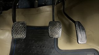 Used 2016 Maruti Suzuki Alto 800 [2012-2016] Vxi Petrol Manual interior PEDALS VIEW
