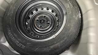 Used 2019 Hyundai New Santro 1.1 Magna AMT Petrol Automatic tyres SPARE TYRE VIEW