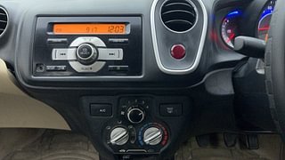 Used 2015 Honda Mobilio [2014-2017] S Petrol Petrol Manual interior MUSIC SYSTEM & AC CONTROL VIEW