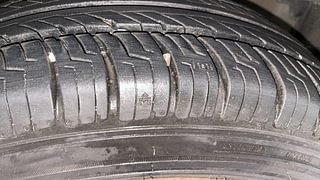 Used 2019 Maruti Suzuki Celerio X [2017-2021] VXi AMT Petrol Automatic tyres RIGHT FRONT TYRE TREAD VIEW