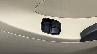 Used 2013 Hyundai Eon [2011-2018] Era + Petrol Manual top_features Power windows