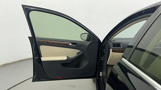 Used 2015 Volkswagen Jetta [2013-2017] Highline TDI AT Diesel Automatic interior LEFT FRONT DOOR OPEN VIEW