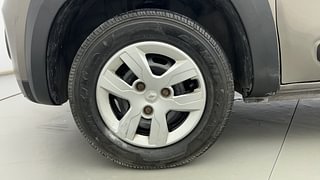 Used 2016 Renault Kwid [2015-2019] RXL Petrol Manual tyres LEFT FRONT TYRE RIM VIEW