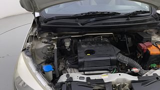Used 2016 Maruti Suzuki Celerio VXI Petrol Manual engine ENGINE RIGHT SIDE HINGE & APRON VIEW