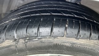 Used 2020 Maruti Suzuki Ciaz Alpha AT Petrol Petrol Automatic tyres LEFT FRONT TYRE TREAD VIEW