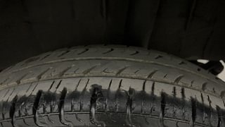 Used 2019 Renault Kwid [2015-2019] RXL Petrol Manual tyres LEFT REAR TYRE TREAD VIEW