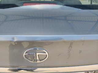 Used 2018 Tata Zest [2014-2019] XM Petrol Petrol Manual dents MINOR SCRATCH