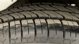 Used 2013 Hyundai Eon [2011-2018] Era + Petrol Manual tyres RIGHT REAR TYRE TREAD VIEW