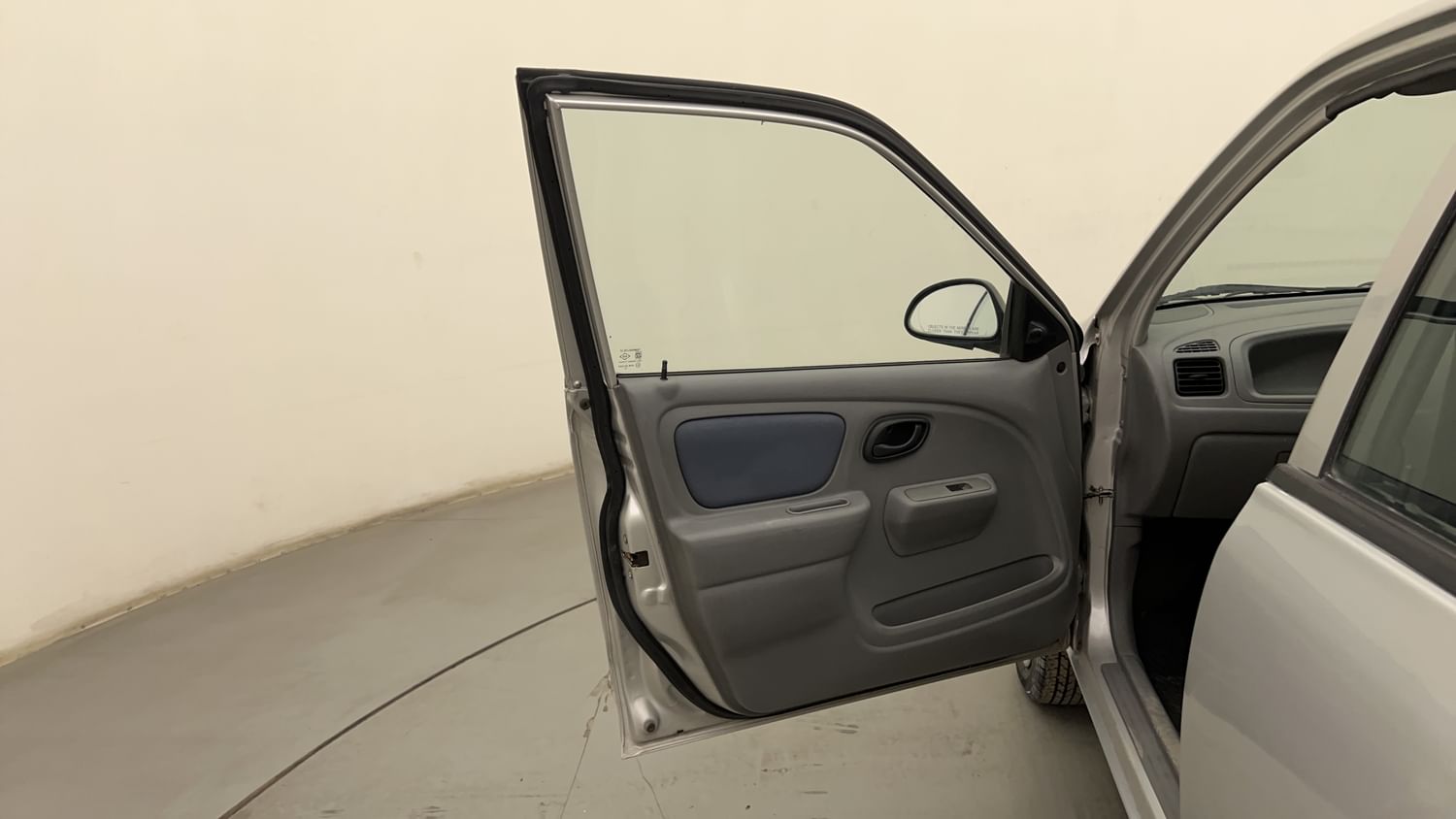 New Maruti Suzuki Alto K10 interior LEFT FRONT DOOR OPEN VIEW