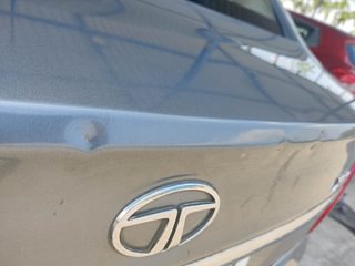 Used 2018 Tata Zest [2014-2019] XM Petrol Petrol Manual dents MINOR DENT