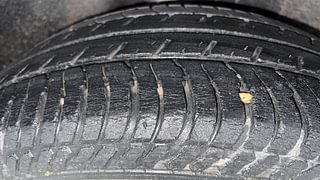 Used 2016 Ford EcoSport [2015-2017] Titanium 1.5L Ti-VCT Petrol Manual tyres RIGHT REAR TYRE TREAD VIEW