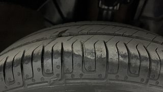 Used 2016 Renault Kwid [2015-2019] RXT Petrol Manual tyres RIGHT FRONT TYRE TREAD VIEW