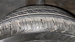Used 2022 Tata Altroz XZ 1.2 Petrol Manual tyres RIGHT REAR TYRE TREAD VIEW