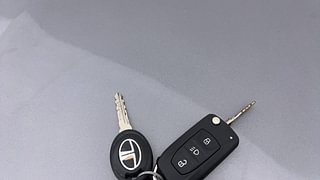 Used 2018 Tata Zest [2014-2019] XM Petrol Petrol Manual extra CAR KEY VIEW