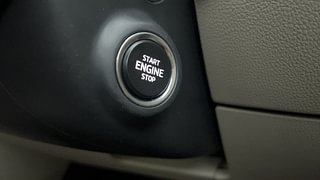 Used 2020 Skoda Superb L&K TSI AT Petrol Automatic top_features Keyless start