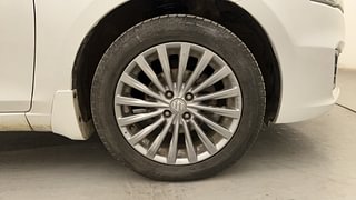 Used 2017 maruti-suzuki Ciaz Alpha 1.3 Diesel Diesel Manual tyres RIGHT FRONT TYRE RIM VIEW