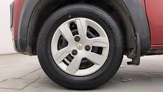 Used 2019 Renault Kwid [2015-2019] 1.0 RXT AMT Opt Petrol Automatic tyres LEFT FRONT TYRE RIM VIEW