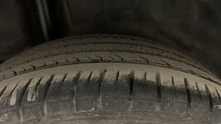 Used 2017 maruti-suzuki Ciaz Alpha 1.3 Diesel Diesel Manual tyres RIGHT REAR TYRE TREAD VIEW
