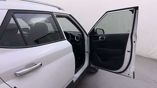 Used 2021 Hyundai Venue [2019-2022] SX 1.0  Turbo iMT Petrol Manual interior RIGHT FRONT DOOR OPEN VIEW